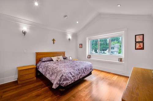 3288 32Nd Avenue W, Vancouver, BC - Indoor Photo Showing Bedroom