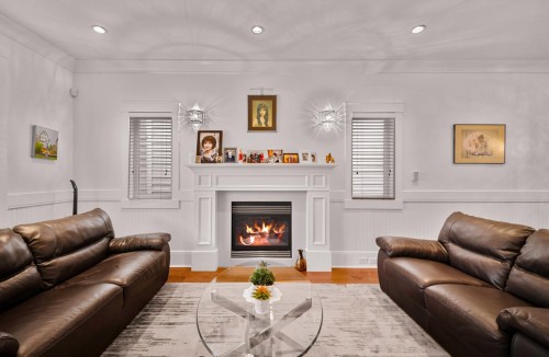 3288 32Nd Avenue W, Vancouver, BC - Indoor Photo Showing Living Room With Fireplace