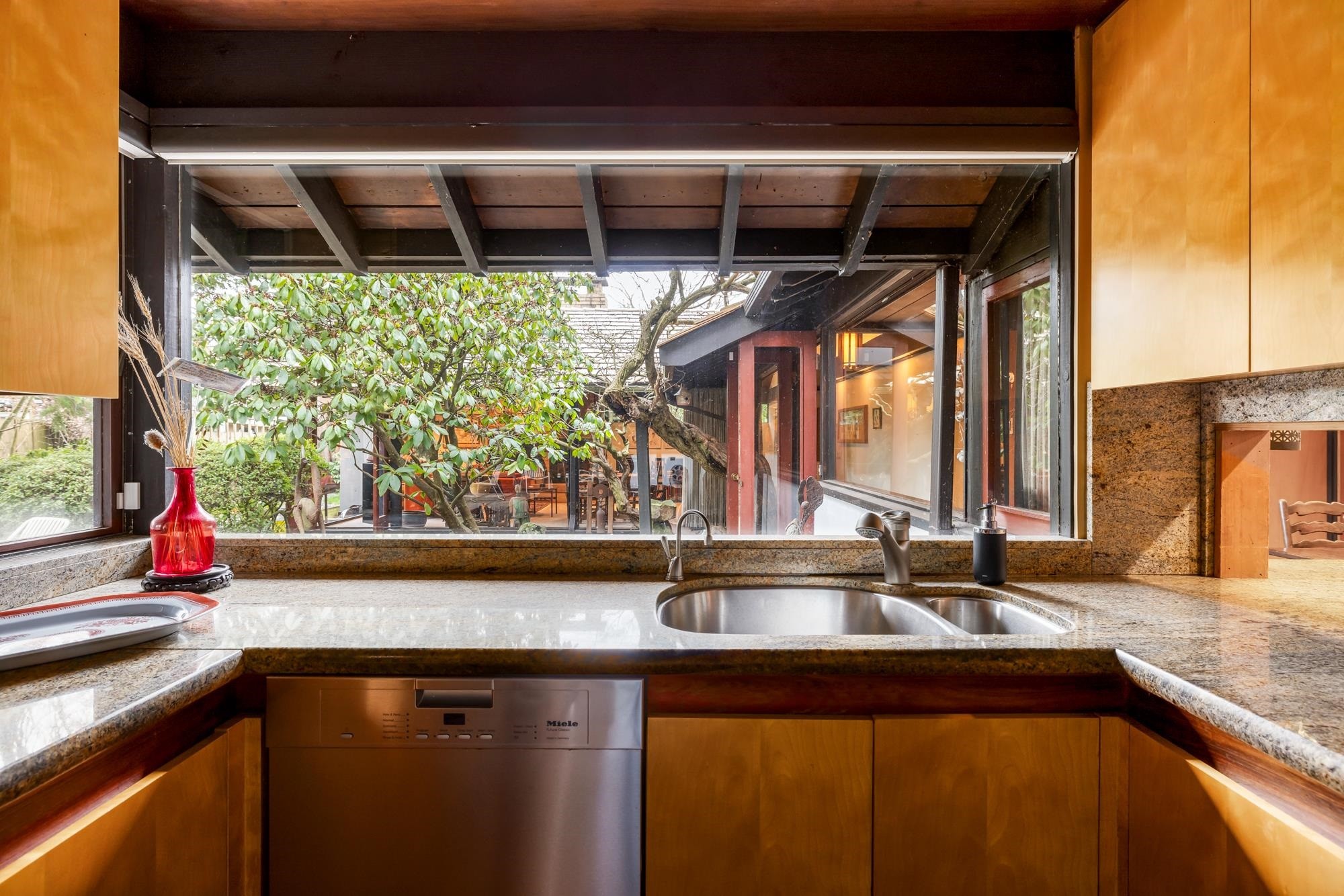 6821 Laurel Street, Vancouver, BC - Indoor Photo Showing Kitchen With Double Sink