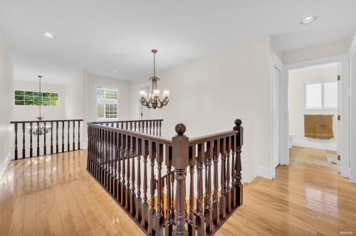 1591 Alpine Lane, Coquitlam, BC - Indoor Photo Showing Other Room