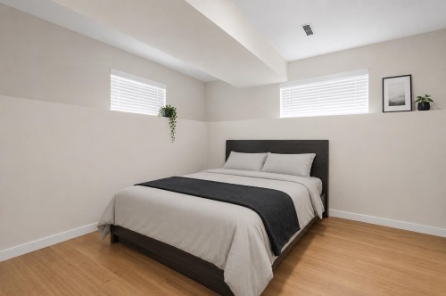 1591 Alpine Lane, Coquitlam, BC - Indoor Photo Showing Bedroom