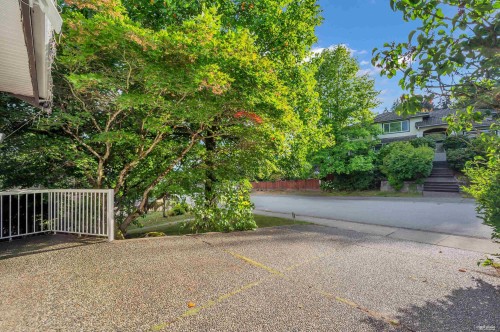 1591 Alpine Lane, Coquitlam, BC - Outdoor