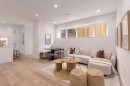 851 19Th Avenue E, Vancouver, BC  - Indoor Photo Showing Living Room 