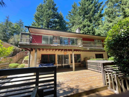 6570 Madrona Crescent, West Vancouver, BC - Outdoor