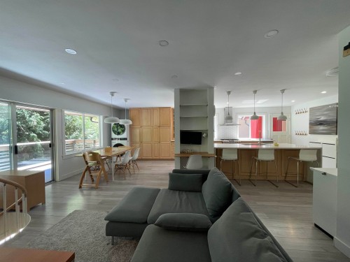 6570 Madrona Crescent, West Vancouver, BC - Indoor Photo Showing Living Room