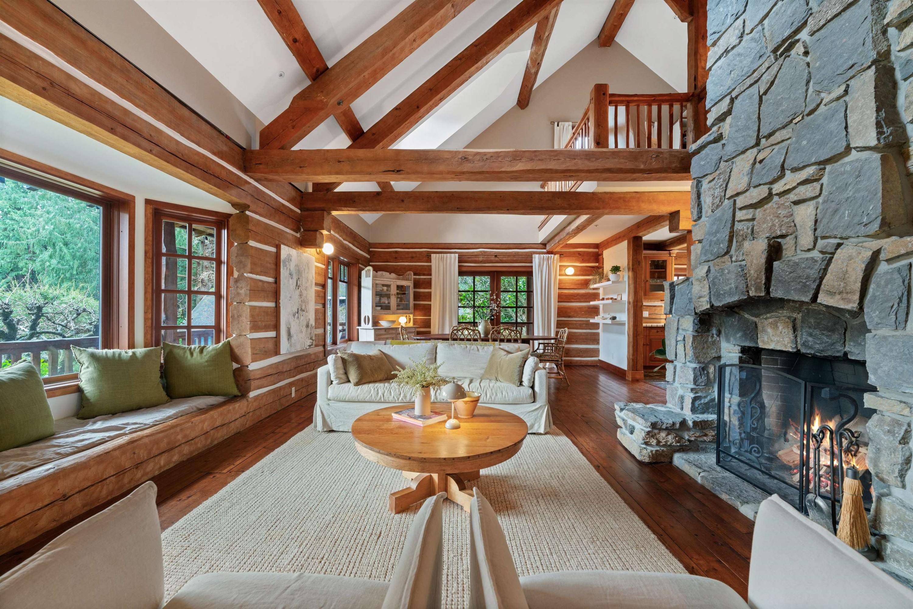 5851 Eagle Island, West Vancouver, BC