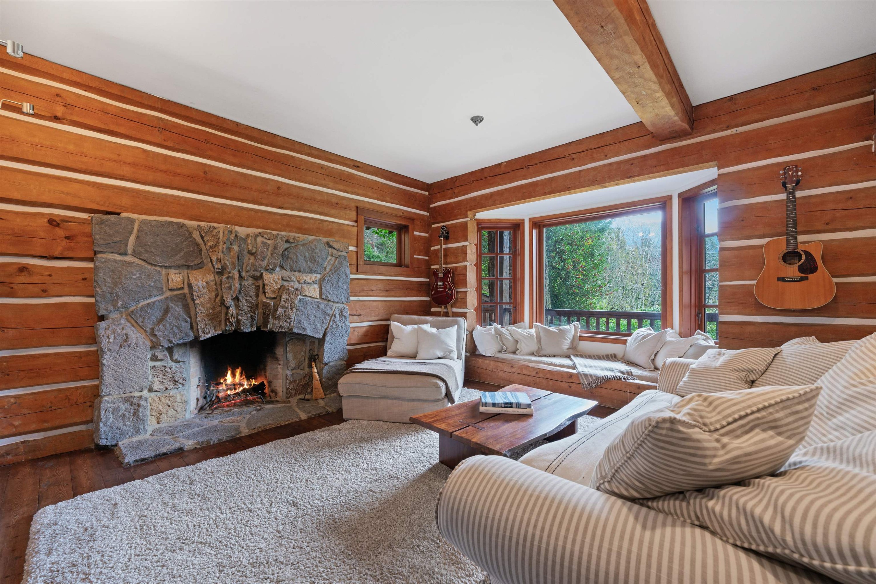 5851 Eagle Island, West Vancouver, BC