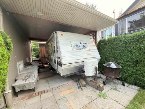 680 Thompson Avenue, Coquitlam, BC - Outdoor With Exterior