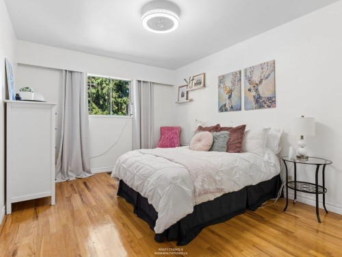 785 Regan Avenue, Coquitlam, BC - Indoor Photo Showing Bedroom