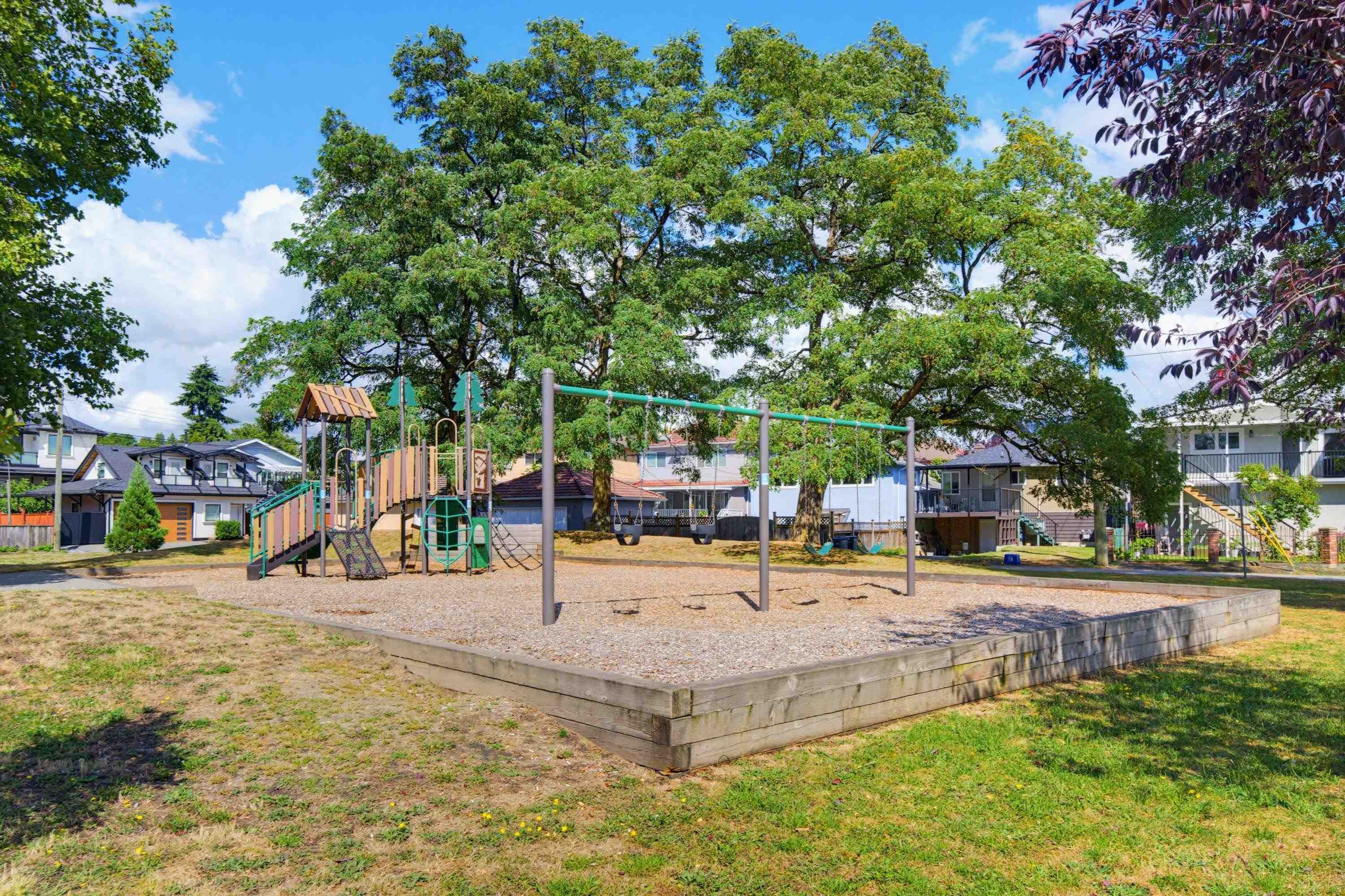 2143 Upland Drive, Vancouver, BC - Outdoor
