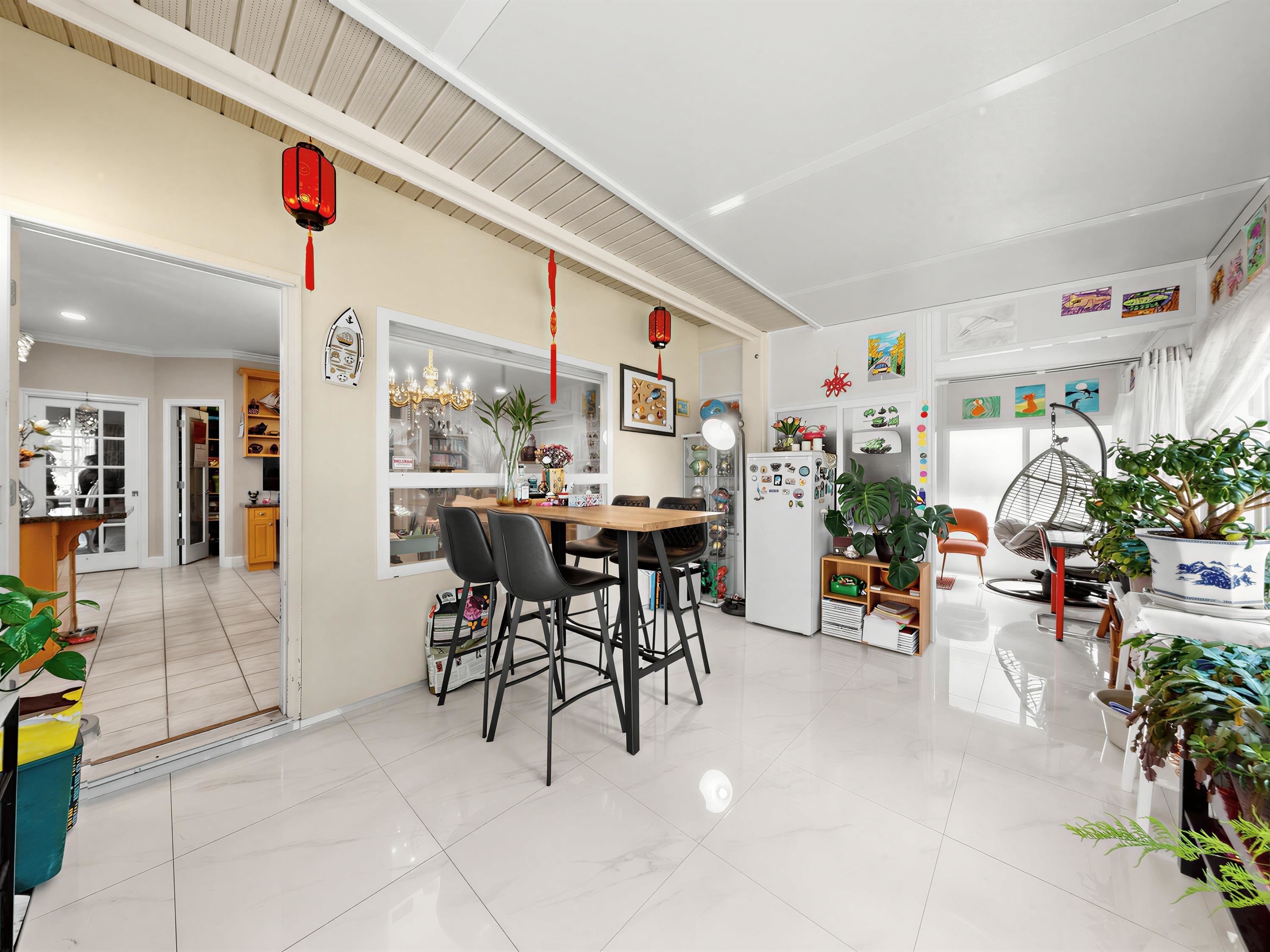 7371 Lindsay Road, Richmond, BC - Indoor Photo Showing Other Room