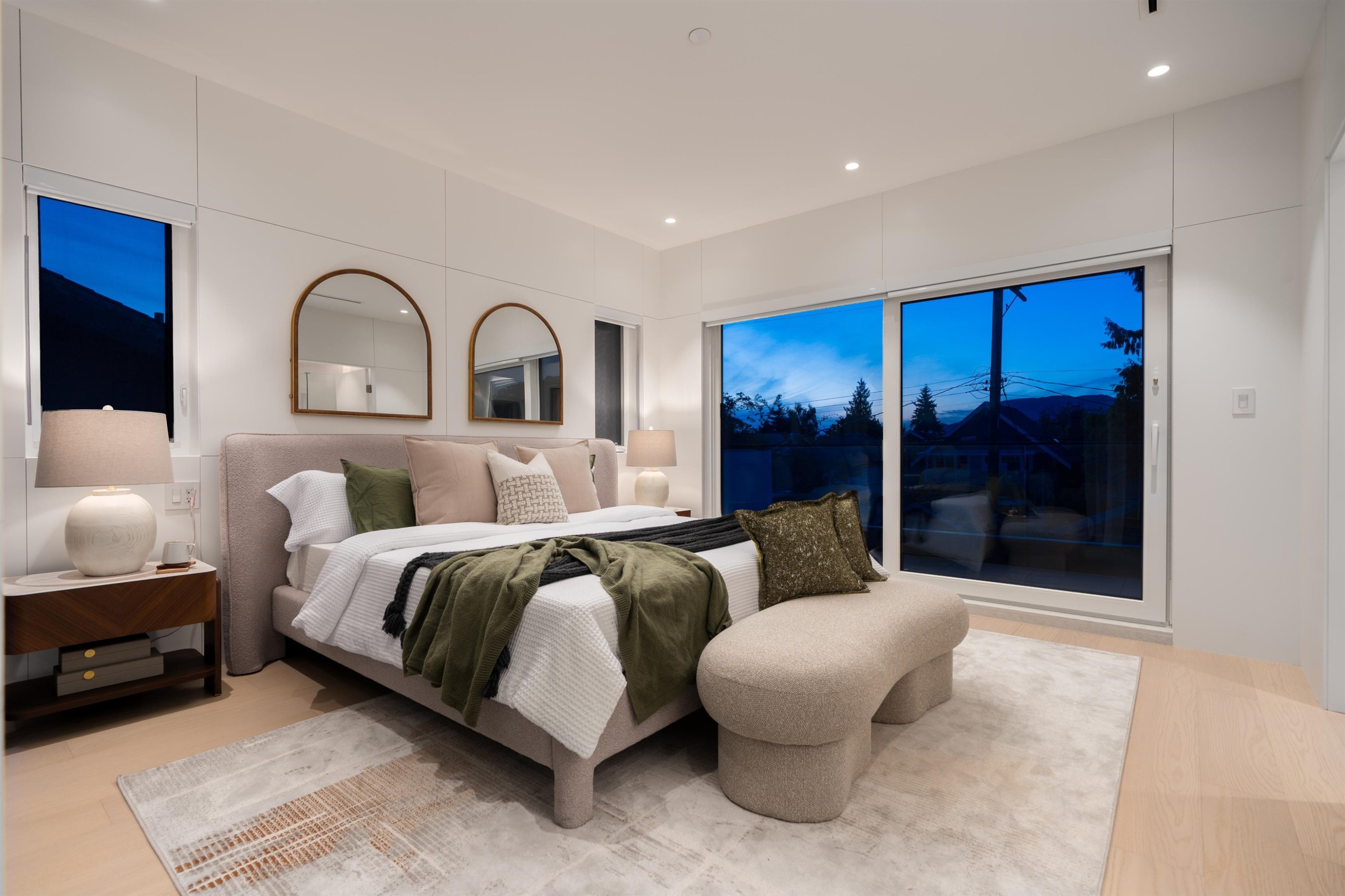 4007 19Th Avenue W, Vancouver, BC - Indoor Photo Showing Bedroom