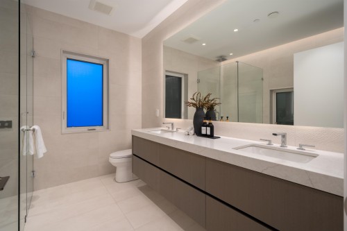 4007 19Th Avenue W, Vancouver, BC - Indoor Photo Showing Bathroom