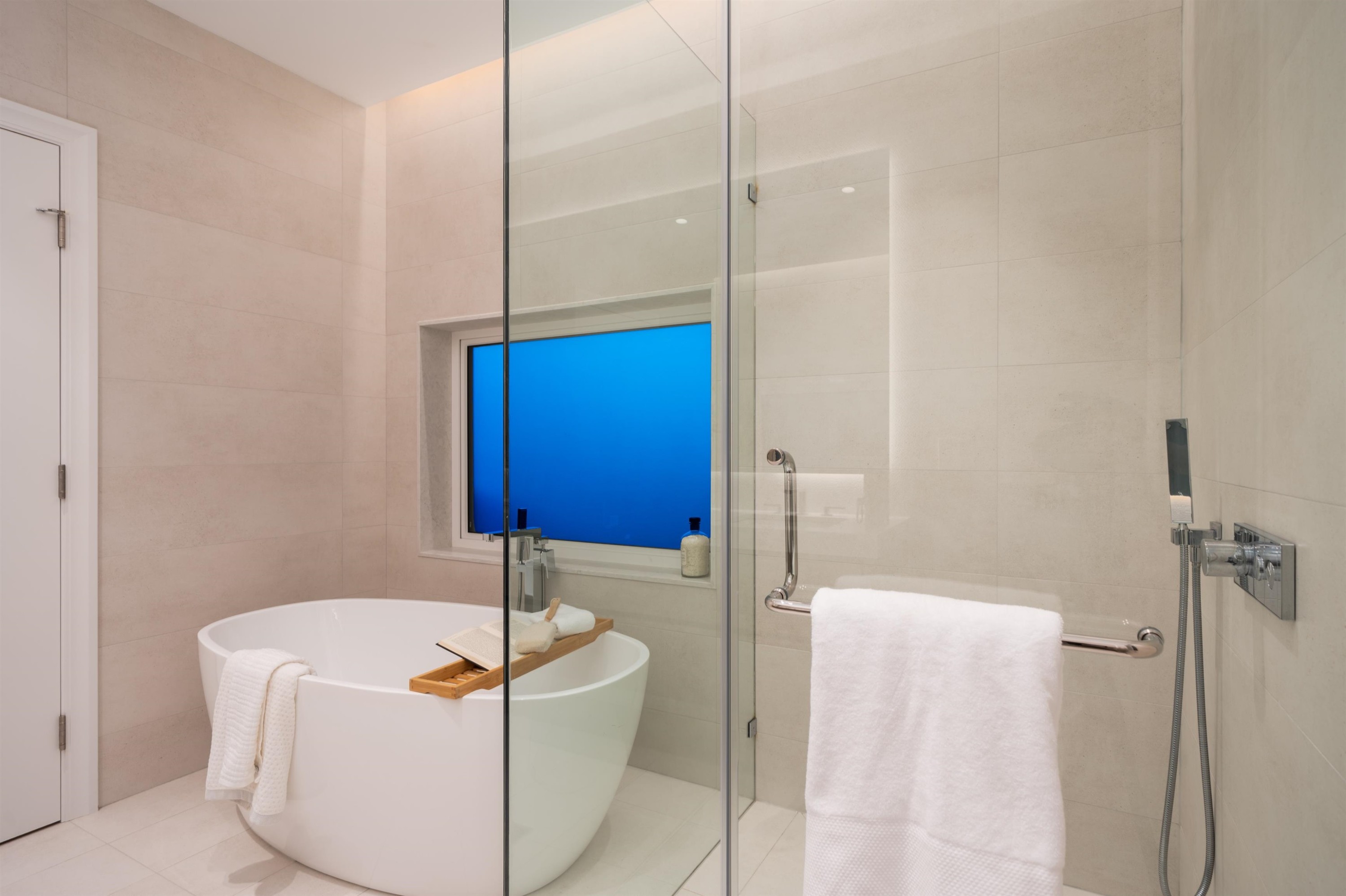4007 19Th Avenue W, Vancouver, BC - Indoor Photo Showing Bathroom