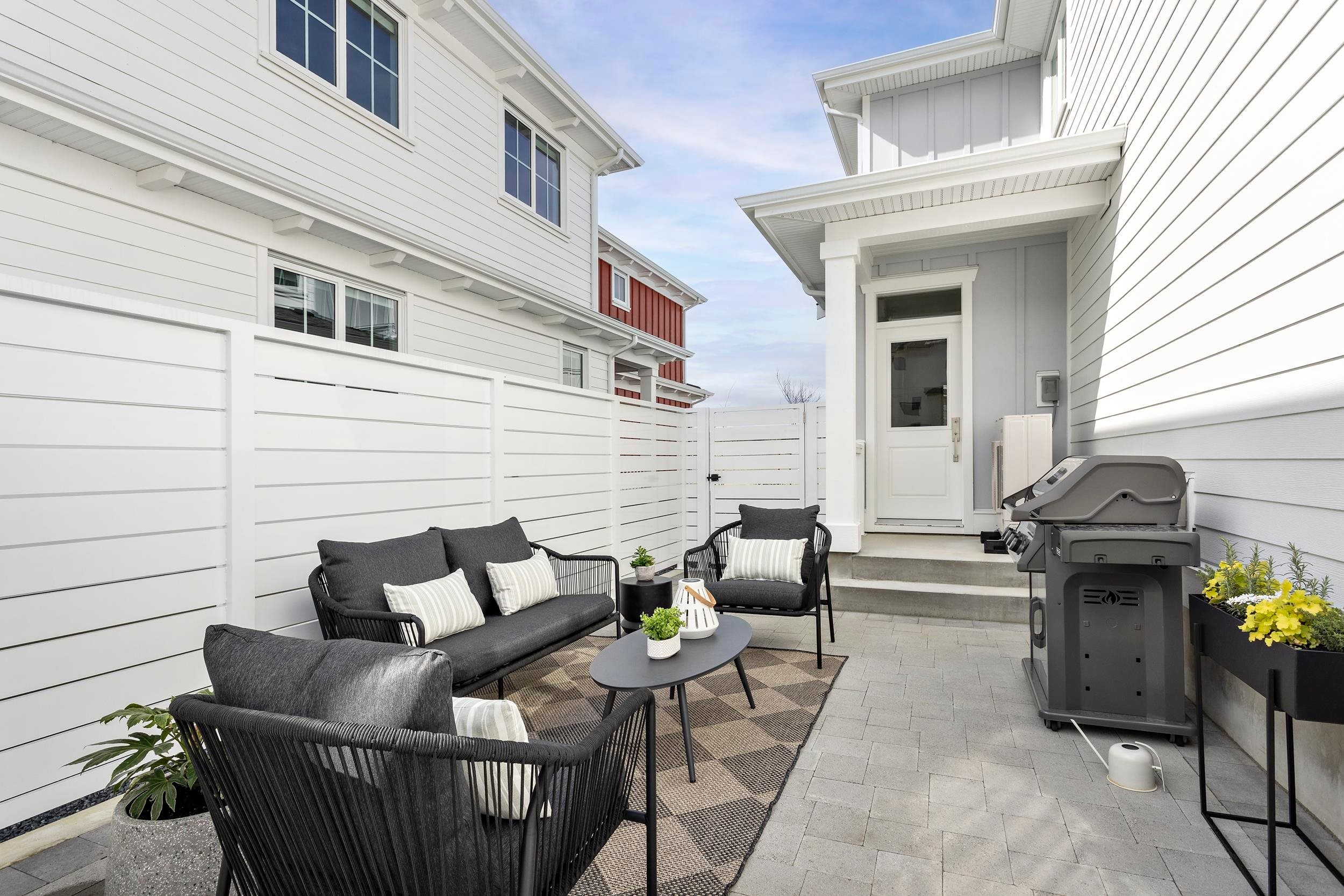 376 Red Barn Boulevard, Delta, BC - Outdoor With Exterior