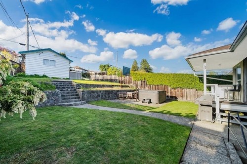 2349 Rosedale Dr, Vancouver, BC 