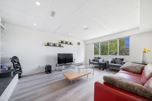2349 Rosedale Dr, Vancouver, BC 