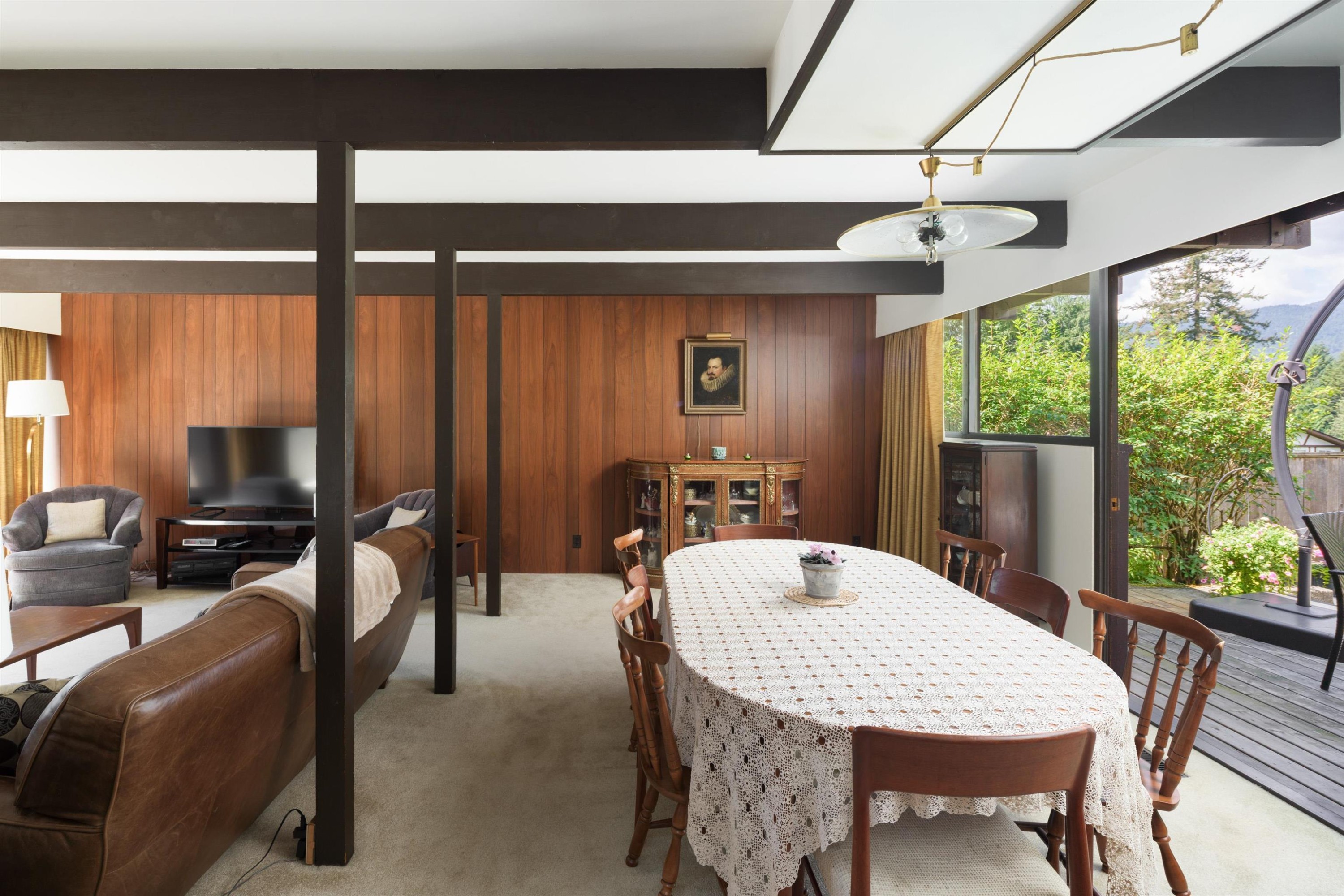 4568 Marineview Crescent, North Vancouver, BC - Indoor Photo Showing Other Room