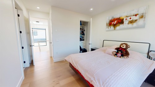 108 51St Avenue E, Vancouver, BC - Indoor Photo Showing Bedroom