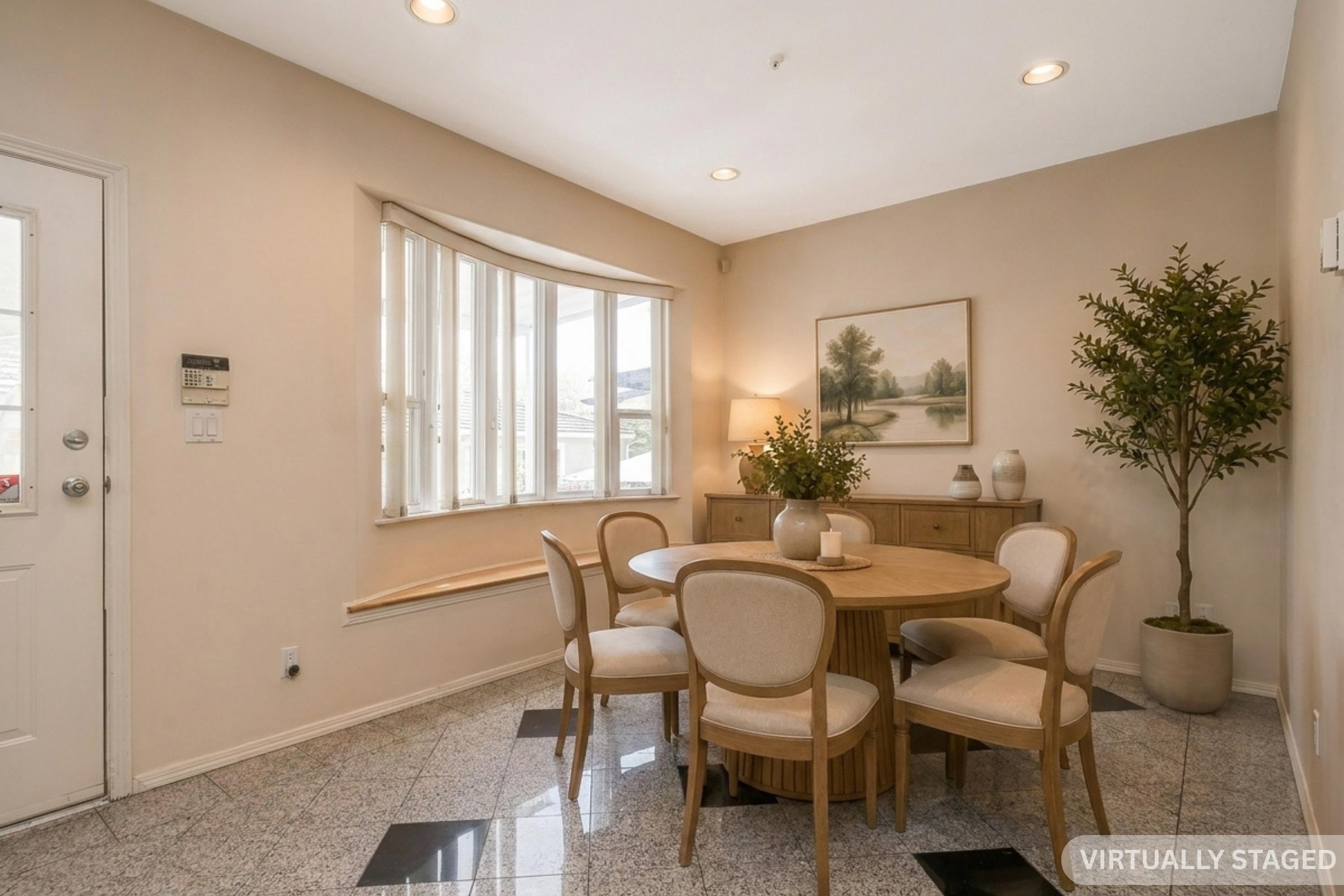 2304 Garden Drive, Vancouver, BC - Indoor Photo Showing Dining Room