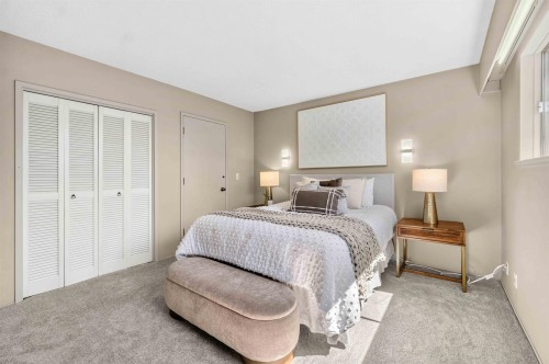 1168 Charland Avenue, Coquitlam, BC - Indoor Photo Showing Bedroom