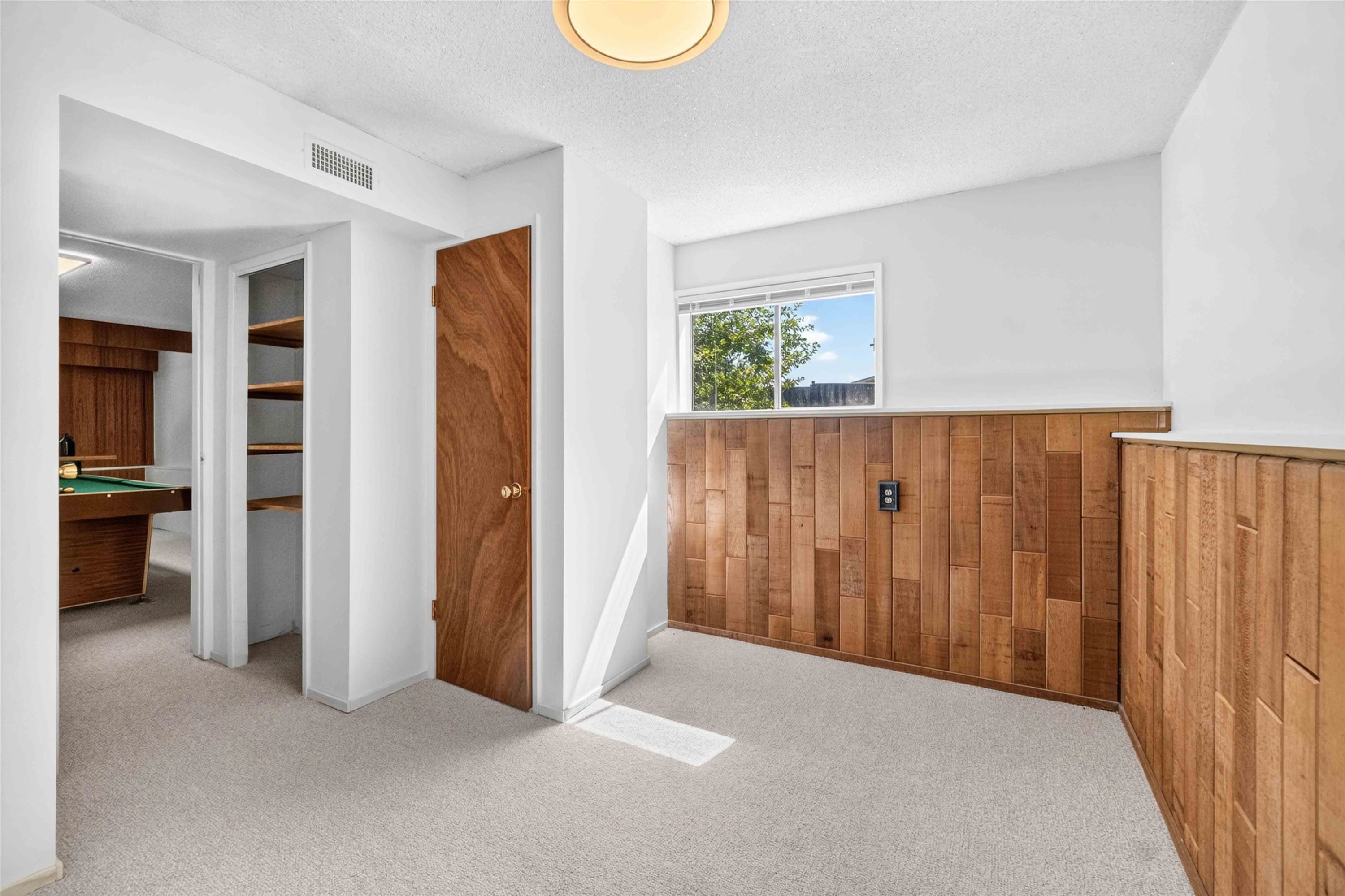 1168 Charland Avenue, Coquitlam, BC - Indoor