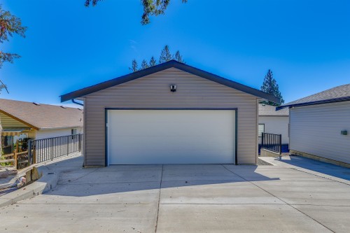 1630 Pitt River Road, Port Coquitlam, BC - Outdoor With Exterior