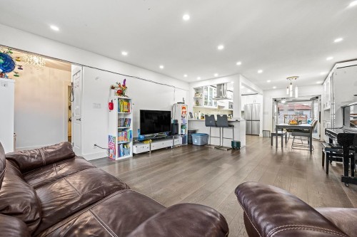 778 52Nd Avenue E, Vancouver, BC - Indoor Photo Showing Living Room