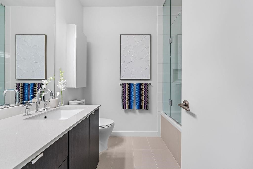 141 1St Avenue E, Vancouver, BC - Indoor Photo Showing Bathroom