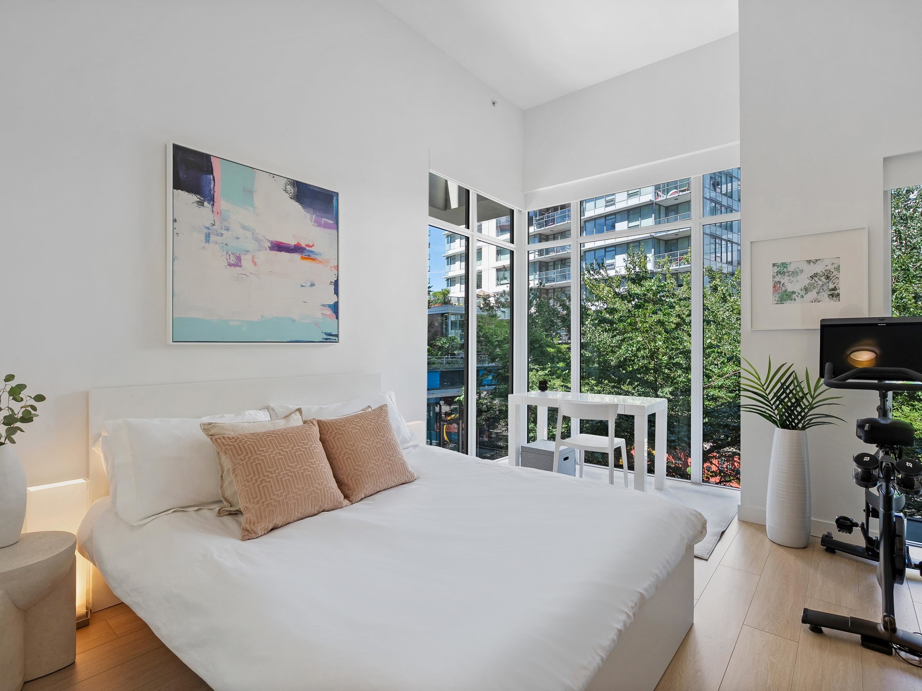 141 1St Avenue E, Vancouver, BC - Indoor Photo Showing Bedroom
