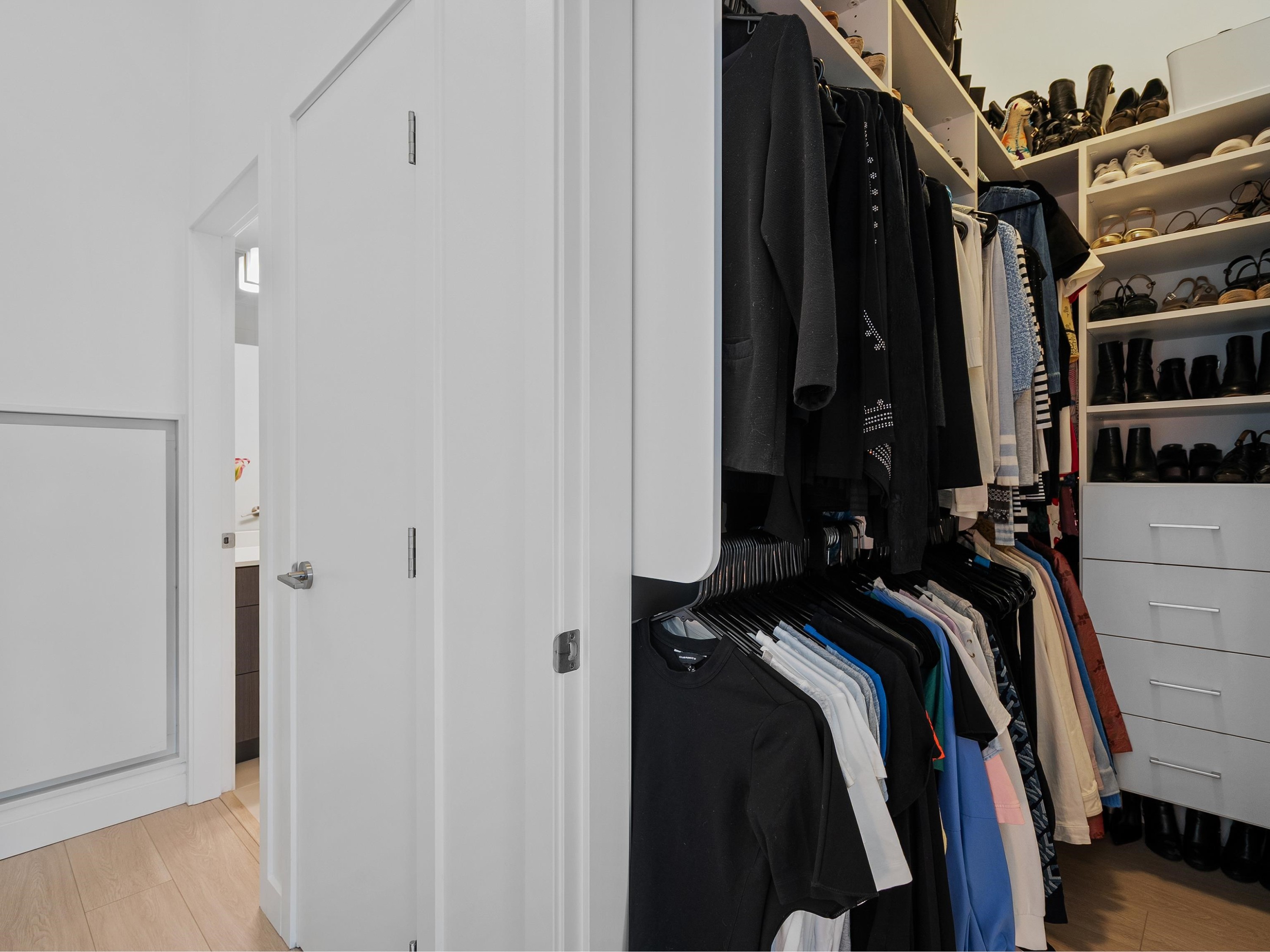 141 1St Avenue E, Vancouver, BC - Indoor With Storage