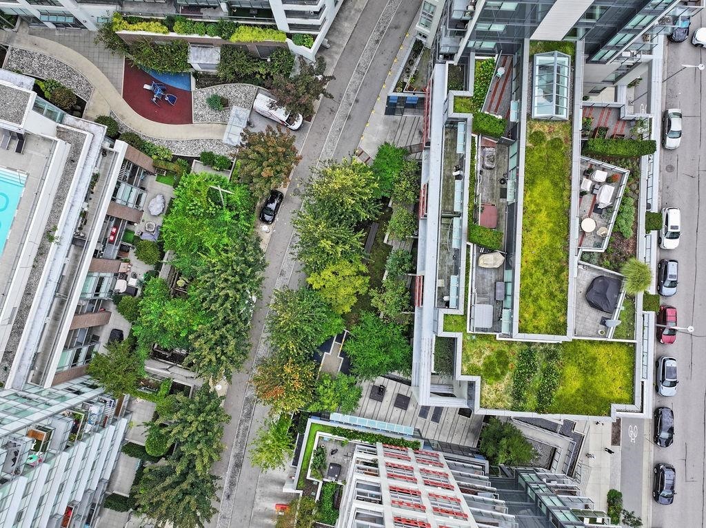 141 1St Avenue E, Vancouver, BC - Outdoor