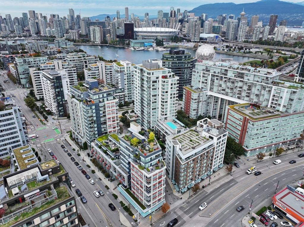 141 1St Avenue E, Vancouver, BC - Outdoor With View