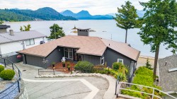 354 Avalon Drive Gibsons, BC V0N 1V8