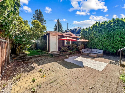 3976 19Th Avenue W, Vancouver, BC - Outdoor