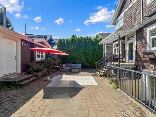 3976 19Th Avenue W, Vancouver, BC - Outdoor