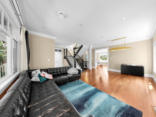3976 19Th Avenue W, Vancouver, BC - Indoor Photo Showing Living Room