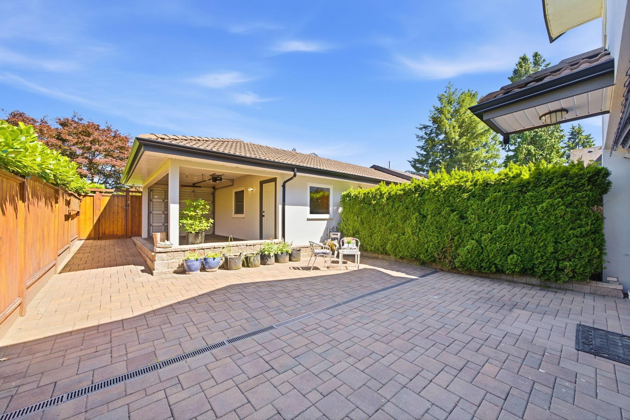 305 17Th Street E, North Vancouver, BC - Outdoor