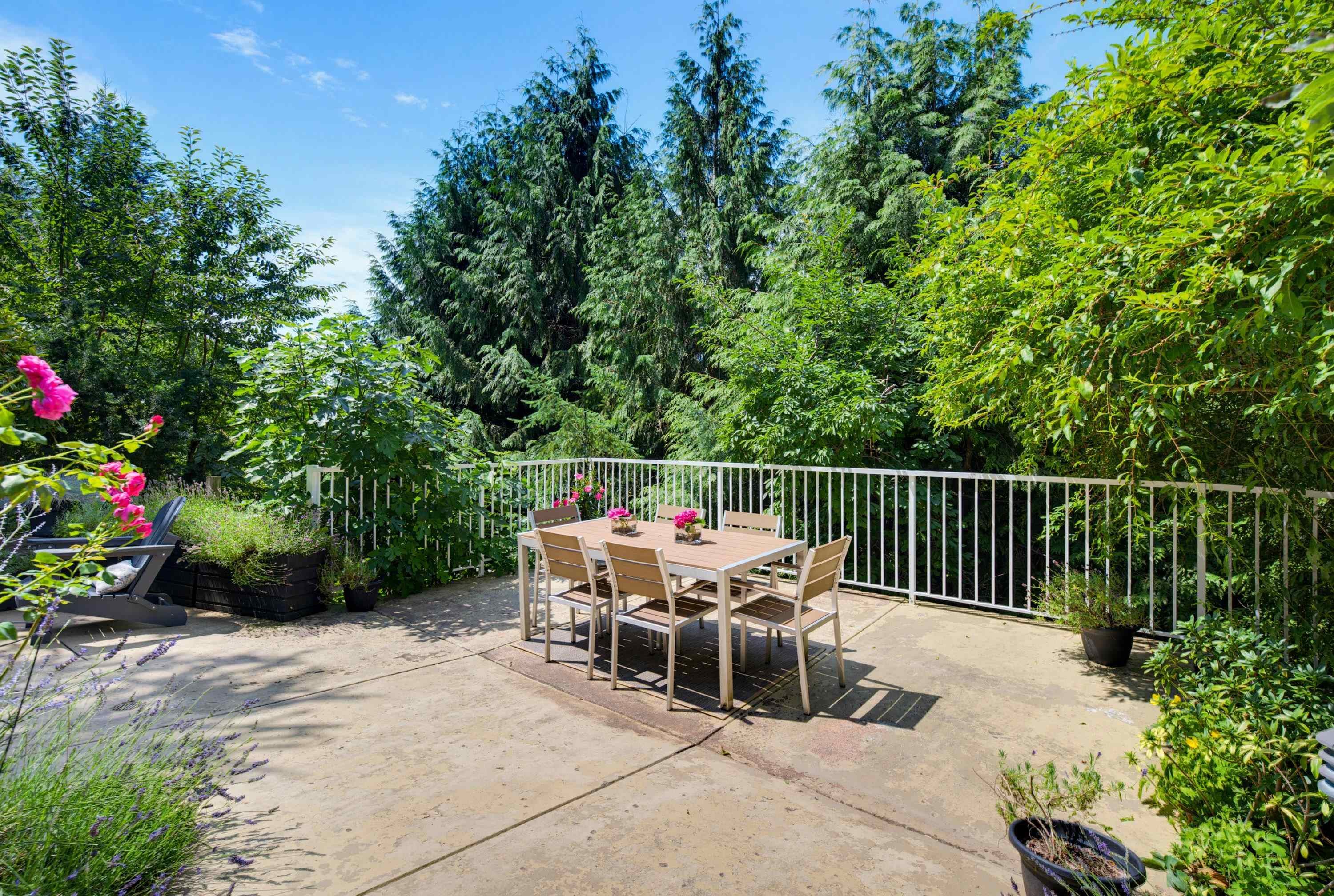 5623 Eagle Court, North Vancouver, BC - Outdoor