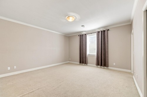 5671 Forsyth Crescent, Richmond, BC - Indoor Photo Showing Other Room