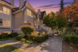 13-6577 Southoaks Crescent Burnaby, BC V5E 4J9