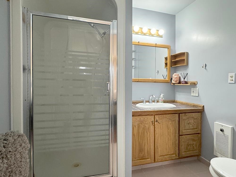 8140 Lucas Road, Richmond, BC - Indoor Photo Showing Bathroom