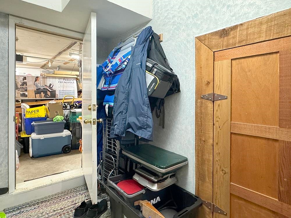 8140 Lucas Road, Richmond, BC - Indoor