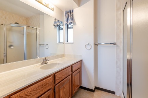 434 Alouette Drive, Coquitlam, BC - Indoor Photo Showing Bathroom