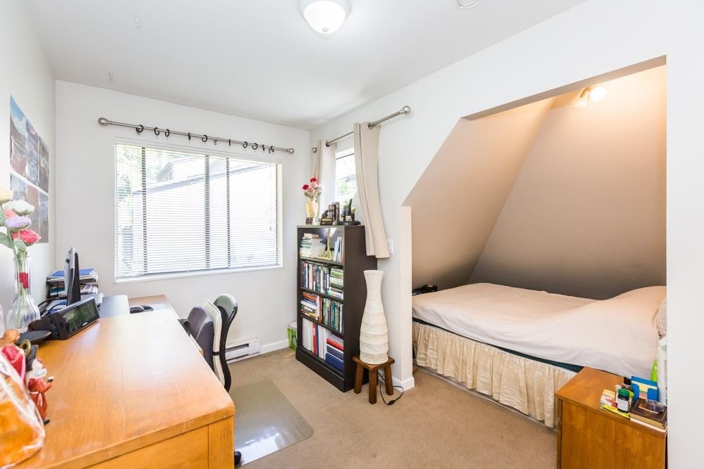 9110 Centaurus Circle, Burnaby, BC - Indoor Photo Showing Bedroom