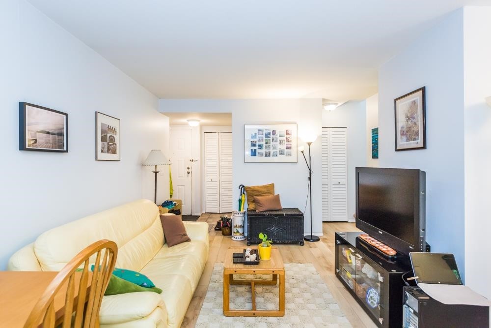 9110 Centaurus Circle, Burnaby, BC - Indoor Photo Showing Other Room