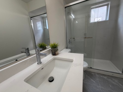 1945 44Th Avenue W, Vancouver, BC - Indoor Photo Showing Bathroom
