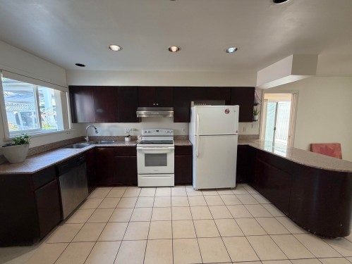 1945 44Th Avenue W, Vancouver, BC - Indoor Photo Showing Kitchen With Double Sink