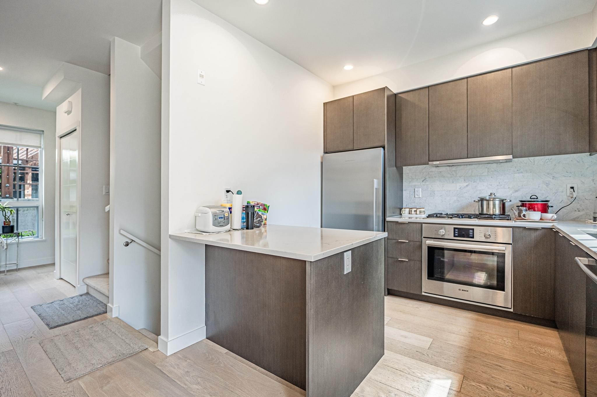 7903 Oak Street, Vancouver, BC - Indoor Photo Showing Kitchen