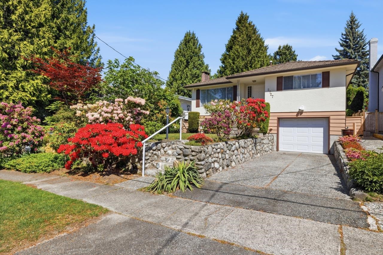 2727 36Th Avenue W, Vancouver, BC - Outdoor